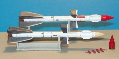 Plus Model Russian missile R-27R AA-10 Alamo-A 1:48 (AL4003)