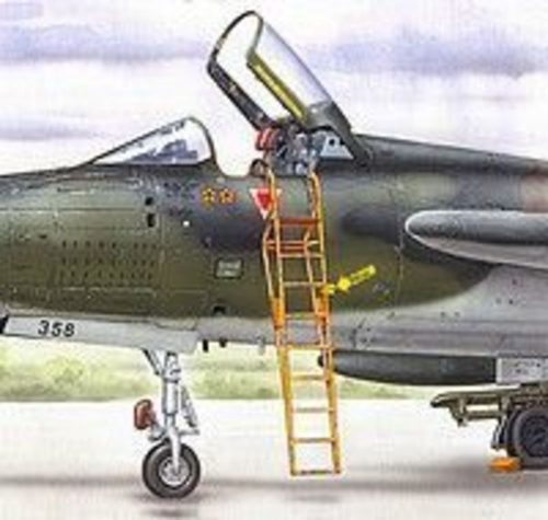 Plus Model Ladder F-105 1:48 (AL4039)