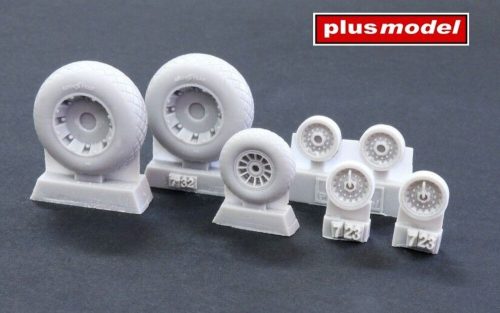 Plus Model PBY Privateer wheels with diamond tread 1:72 (AL7070)