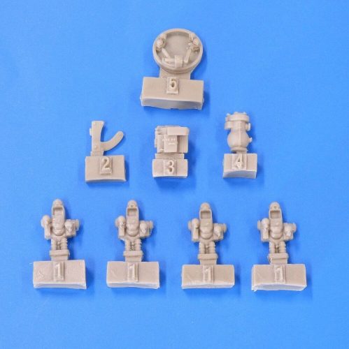 Plus Model Bomb and gun sights for B-29 Superfortress 1:72 (AL7074)