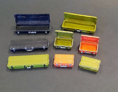 Plus Model Tool boxes low 1:35 (DP3022)