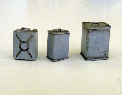 Plus Model Square cans 1:35 (EL059)