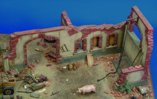 Royal Model Farm ruin 1:35 (RM006)