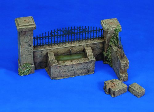 Royal Model Wall with fountain 1:35 (RM009)