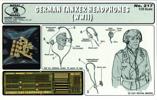 Royal Model German tanker with head phones - WWII 1:35 (RM217)