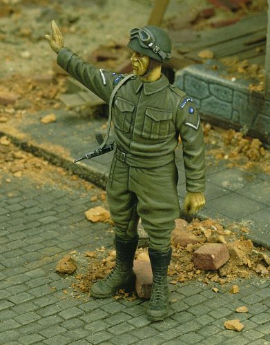 Royal Model British MP Lance Corporal 15th Scottish Div. '44 1:35 (RM219)