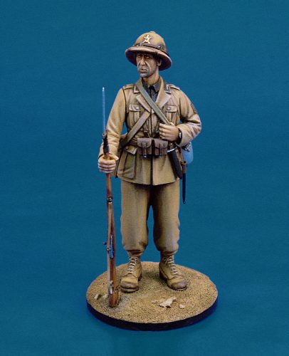 Royal Model Italian Legionary 28 Ottobre - Etiopia 1935 (54 mm) (RM246)