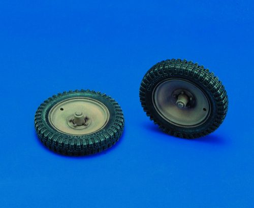 Royal Model WHEELS Sd. Kfz. 250 1:35 (RM270)