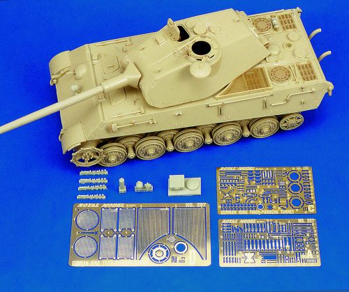 Royal Model German King Tiger “Porsche turret” 1:35 (RM274)