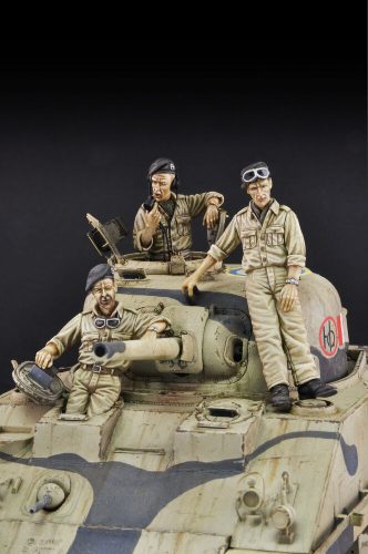 Royal Model Sherman Clive crew 1:35 (RM583)