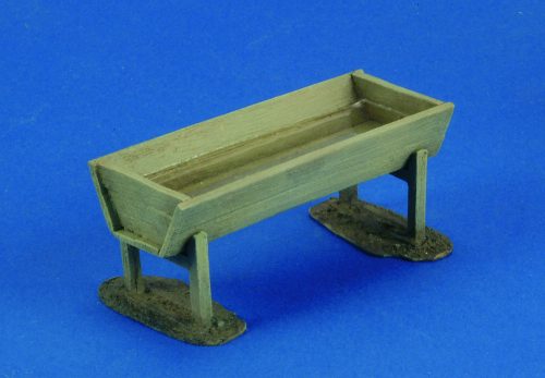 Royal Model Animal Water Trough 1:35 (RM584)