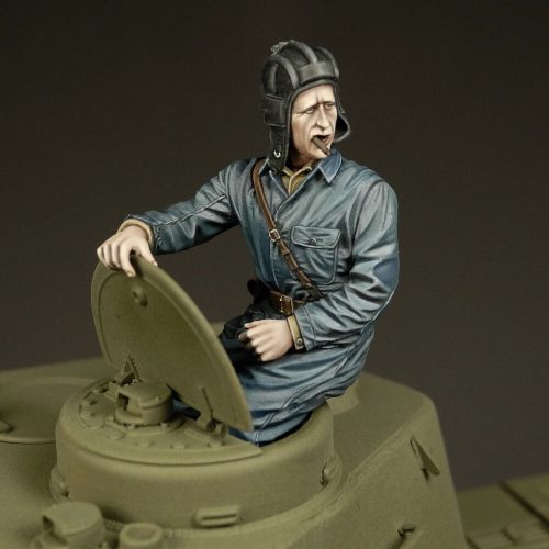 Royal Model Russian tanker sitting in turret 1:35 (RM756)