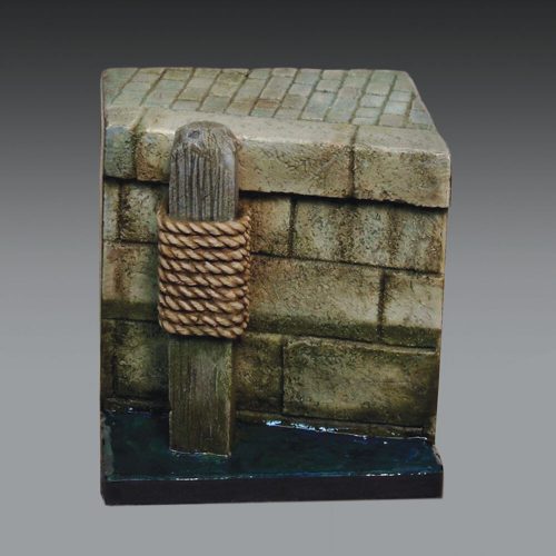 Royal Model Stone dock section (1/35-32 scale) 1:35 (RM838)