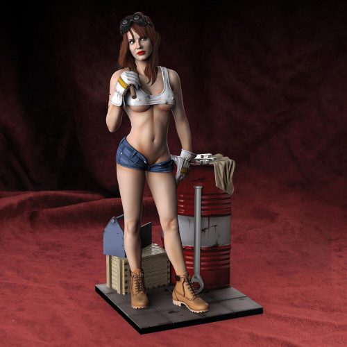 Royal Model Garage girl 1:35 (RM856)