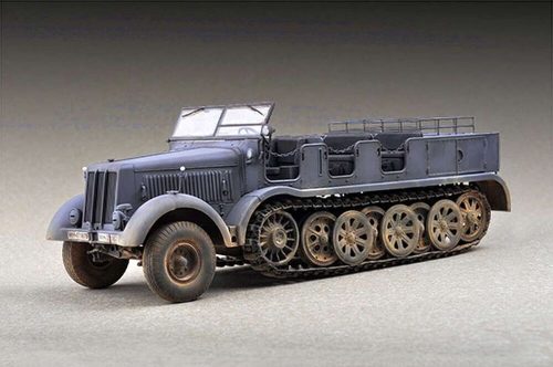 Trumpeter Sd.Kfz.8 Schwerer Zugkraftwagen 12t 1:72 (07403)